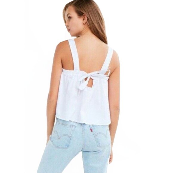 UO Kimchi Blue white flowy swing tie back crop top - Picture 5 of 6